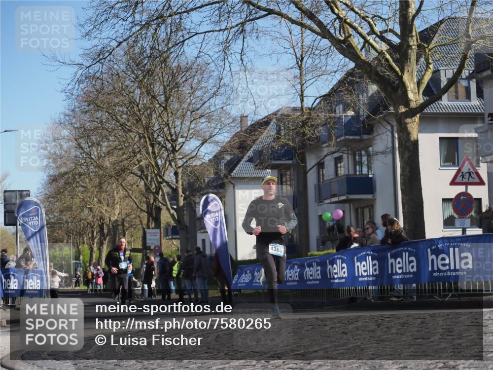 06.04.2025 - 44. Internationalen Wilhelmsburger Insellauf Luisa Fischer http://msf.ph/oto/7580265 06.04.2025 10:39:52 Ziel 4380 meine-sportfotos.de
