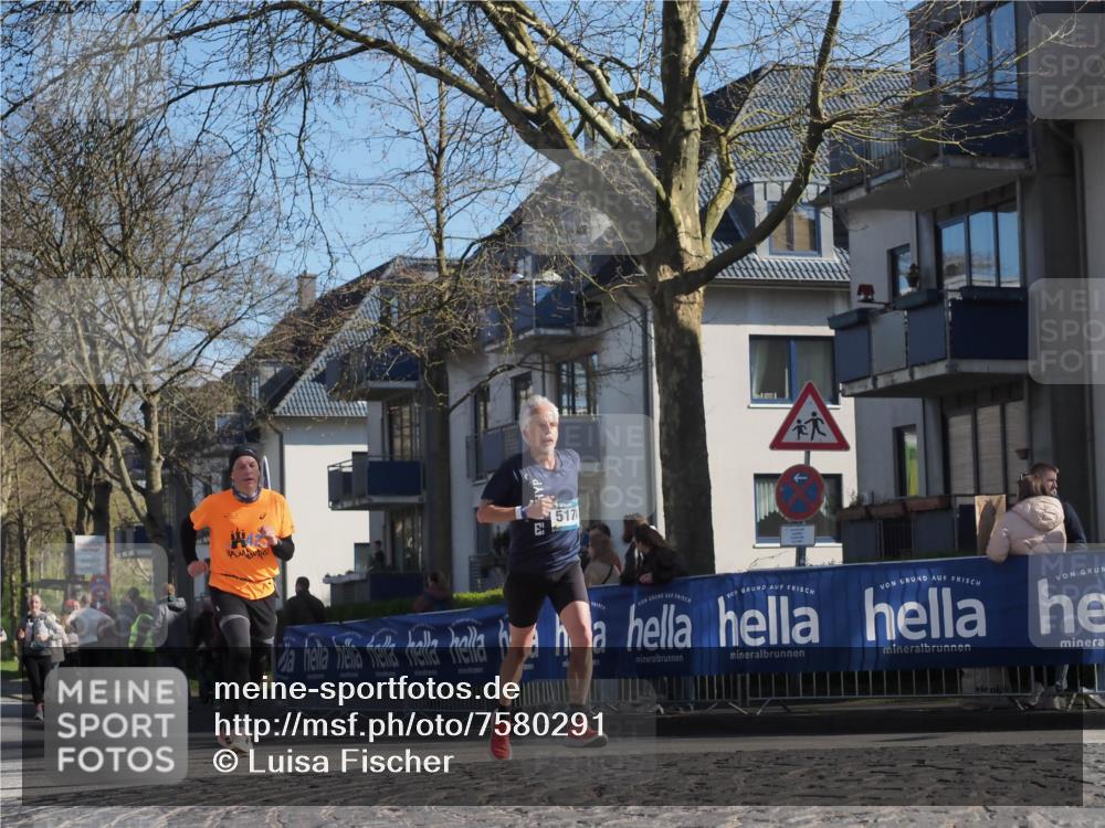 06.04.2025 - 44. Internationalen Wilhelmsburger Insellauf Luisa Fischer http://msf.ph/oto/7580291 06.04.2025 10:45:10 Ziel 1517 meine-sportfotos.de