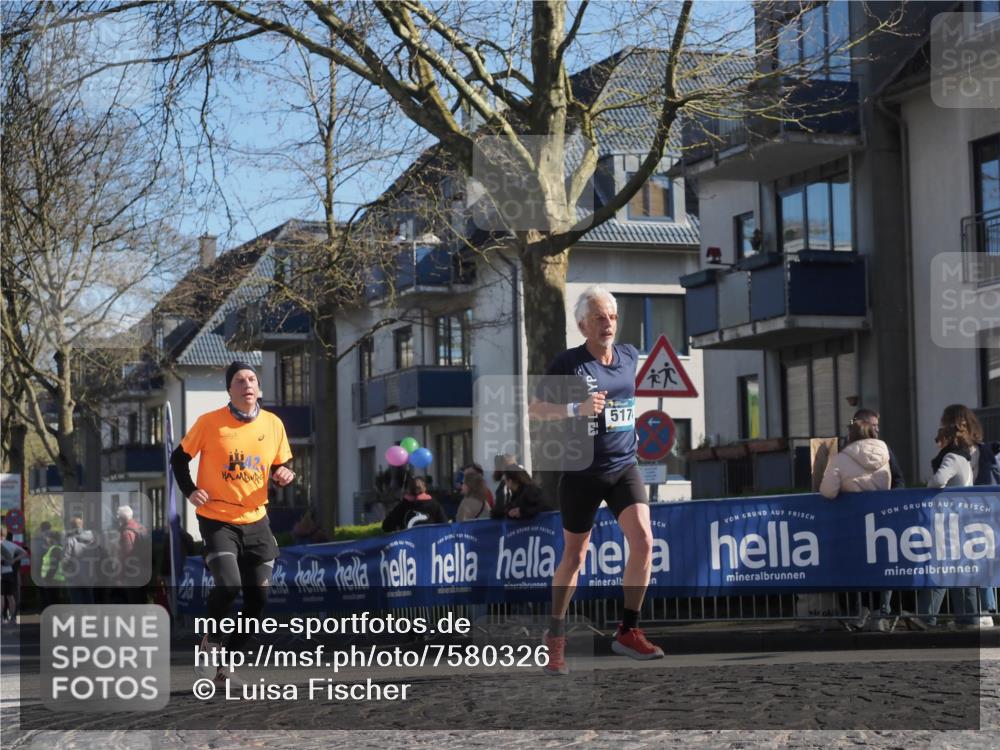 06.04.2025 - 44. Internationalen Wilhelmsburger Insellauf Luisa Fischer http://msf.ph/oto/7580326 06.04.2025 10:45:10 Ziel 517 meine-sportfotos.de