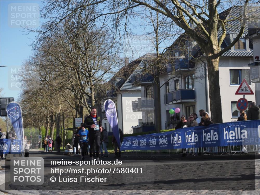 06.04.2025 - 44. Internationalen Wilhelmsburger Insellauf Luisa Fischer http://msf.ph/oto/7580401 06.04.2025 10:39:53 Ziel 5130, 4501 meine-sportfotos.de