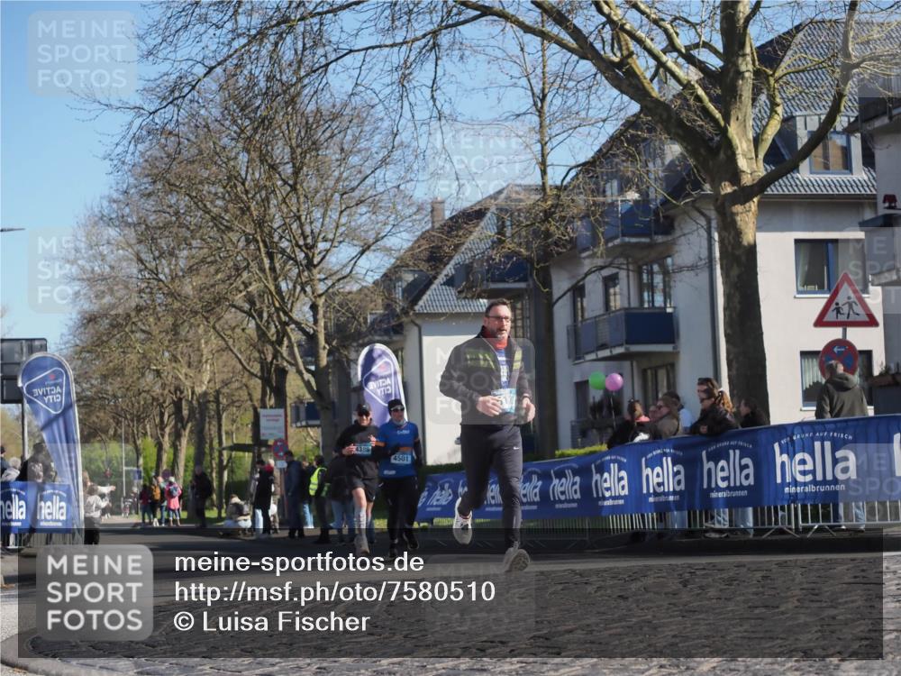 06.04.2025 - 44. Internationalen Wilhelmsburger Insellauf Luisa Fischer http://msf.ph/oto/7580510 06.04.2025 10:39:55 Ziel 4380, 4501 meine-sportfotos.de