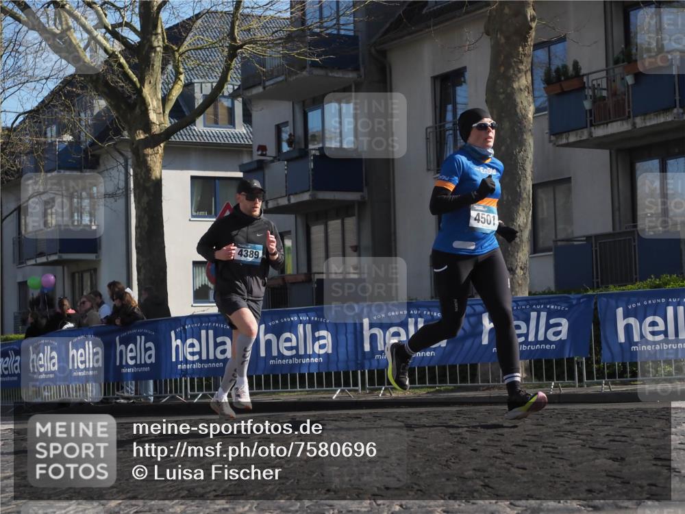 06.04.2025 - 44. Internationalen Wilhelmsburger Insellauf Luisa Fischer http://msf.ph/oto/7580696 06.04.2025 10:39:58 Ziel 4389, 4501 meine-sportfotos.de
