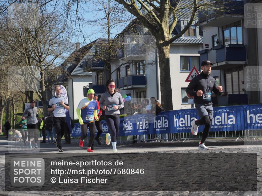 06.04.2025 - 44. Internationalen Wilhelmsburger Insellauf Luisa Fischer http://msf.ph/oto/7580846 06.04.2025 10:40:15 Ziel 331, 3021, 397, 3263, 3617 meine-sportfotos.de