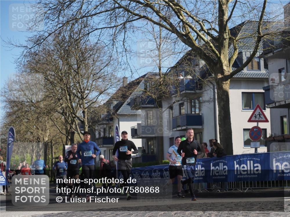 06.04.2025 - 44. Internationalen Wilhelmsburger Insellauf Luisa Fischer http://msf.ph/oto/7580868 06.04.2025 10:45:22 Ziel 3873, 3978, 4302, 4301, 4565, 3678 meine-sportfotos.de