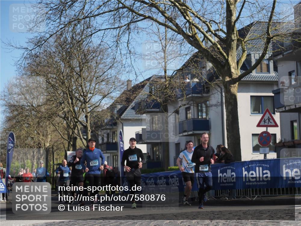 06.04.2025 - 44. Internationalen Wilhelmsburger Insellauf Luisa Fischer http://msf.ph/oto/7580876 06.04.2025 10:45:23 Ziel 3873, 3866, 3978, 4302, 4301, 4565, 3678 meine-sportfotos.de