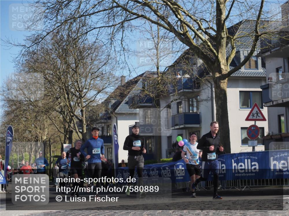 06.04.2025 - 44. Internationalen Wilhelmsburger Insellauf Luisa Fischer http://msf.ph/oto/7580889 06.04.2025 10:45:23 Ziel 3978, 4302, 4301, 4565, 3678 meine-sportfotos.de