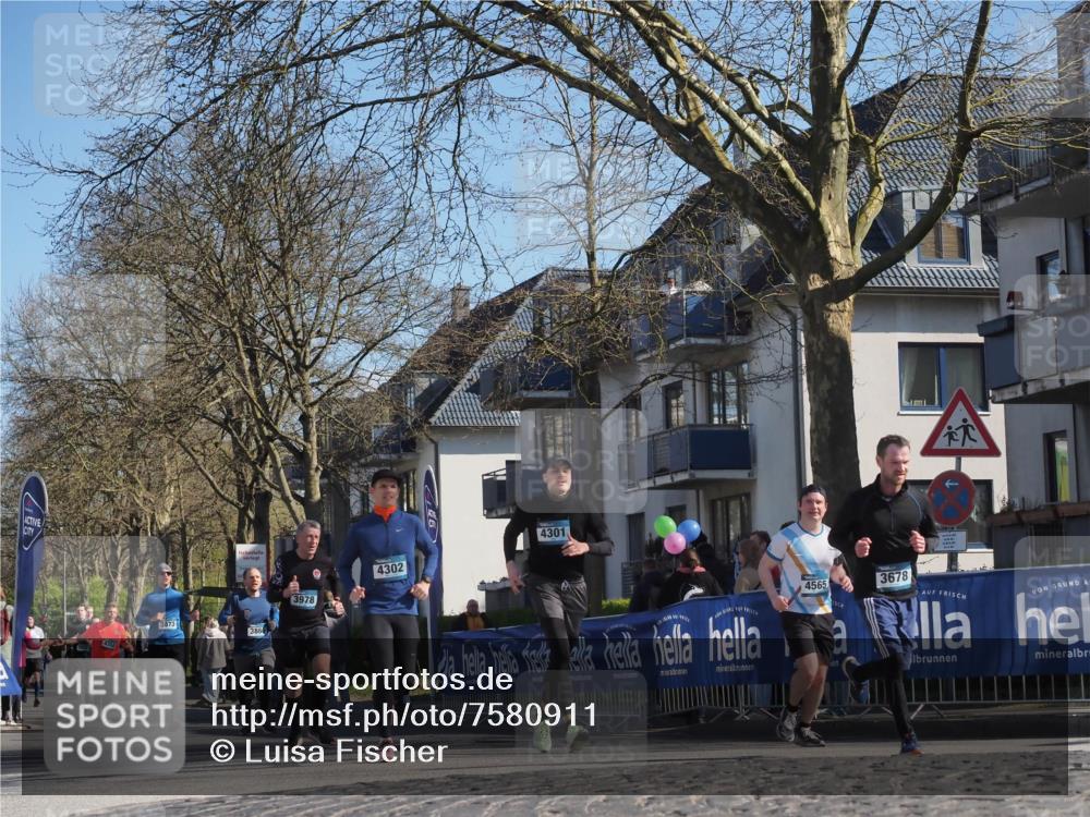 06.04.2025 - 44. Internationalen Wilhelmsburger Insellauf Luisa Fischer http://msf.ph/oto/7580911 06.04.2025 10:45:23 Ziel 3873, 3866, 3978, 4301, 4302, 4565, 3678 meine-sportfotos.de