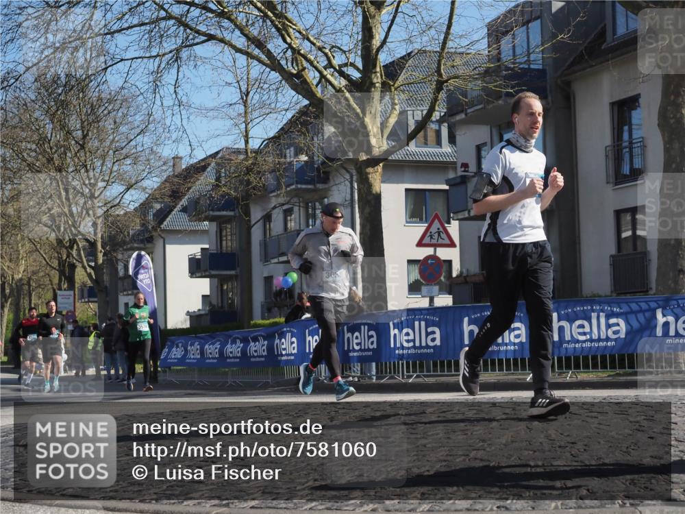 06.04.2025 - 44. Internationalen Wilhelmsburger Insellauf Luisa Fischer http://msf.ph/oto/7581060 06.04.2025 10:40:18 Ziel 424, 3574, 30 meine-sportfotos.de
