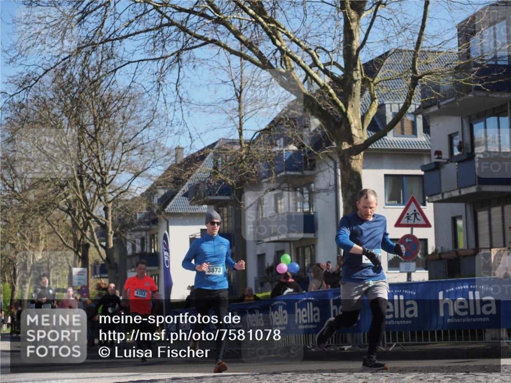 06.04.2025 - 44. Internationalen Wilhelmsburger Insellauf Luisa Fischer http://msf.ph/oto/7581078 06.04.2025 10:45:28 Ziel 4352, 3873 meine-sportfotos.de