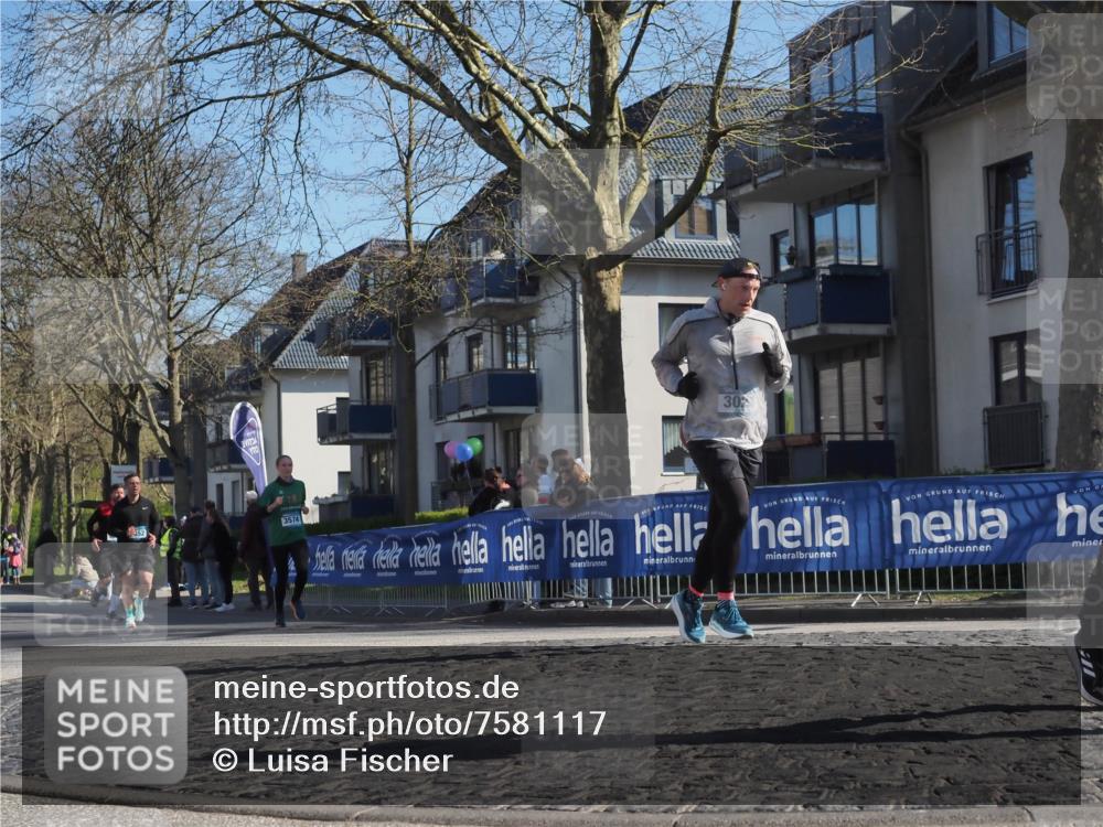 06.04.2025 - 44. Internationalen Wilhelmsburger Insellauf Luisa Fischer http://msf.ph/oto/7581117 06.04.2025 10:40:18 Ziel 3574, 52, 30 meine-sportfotos.de
