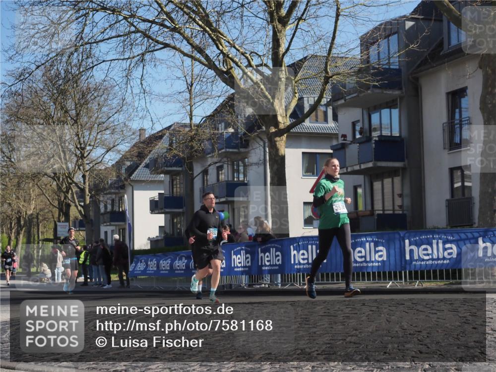 06.04.2025 - 44. Internationalen Wilhelmsburger Insellauf Luisa Fischer http://msf.ph/oto/7581168 06.04.2025 10:40:21 Ziel 3574 meine-sportfotos.de