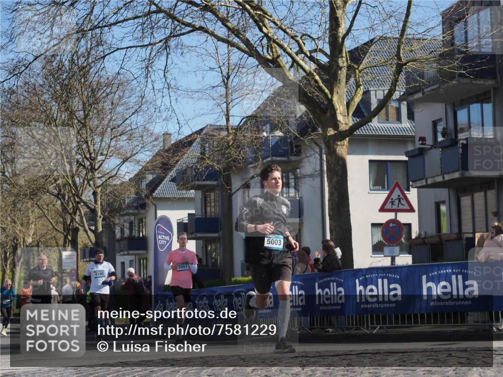 06.04.2025 - 44. Internationalen Wilhelmsburger Insellauf Luisa Fischer http://msf.ph/oto/7581229 06.04.2025 10:45:32 Ziel 4180, 3851, 5003 meine-sportfotos.de