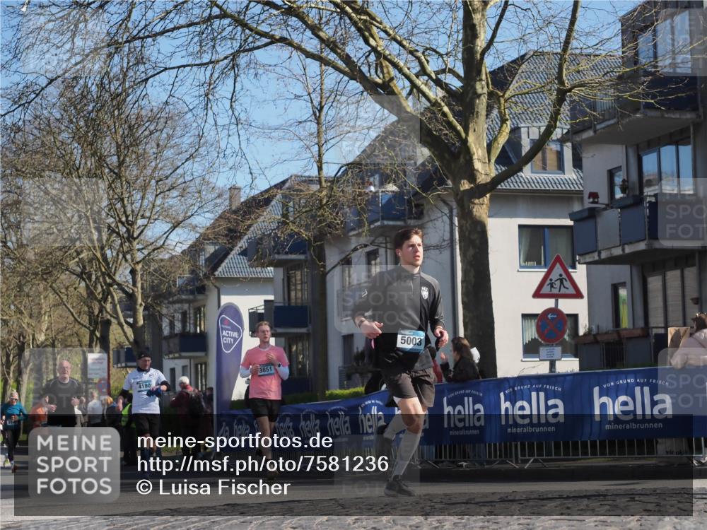 06.04.2025 - 44. Internationalen Wilhelmsburger Insellauf Luisa Fischer http://msf.ph/oto/7581236 06.04.2025 10:45:32 Ziel 4180, 3851, 5003 meine-sportfotos.de