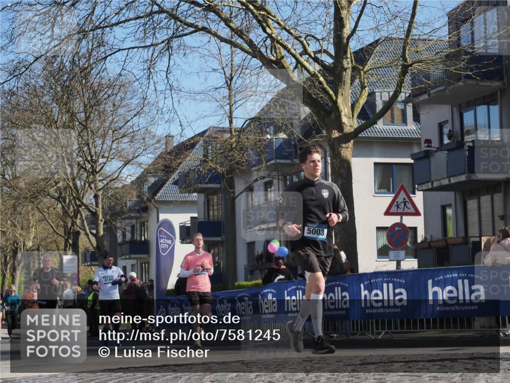 06.04.2025 - 44. Internationalen Wilhelmsburger Insellauf Luisa Fischer http://msf.ph/oto/7581245 06.04.2025 10:45:32 Ziel 4180, 5003 meine-sportfotos.de