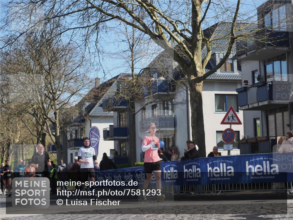 06.04.2025 - 44. Internationalen Wilhelmsburger Insellauf Luisa Fischer http://msf.ph/oto/7581293 06.04.2025 10:45:33 Ziel 3999, 4456, 4180, 3851 meine-sportfotos.de