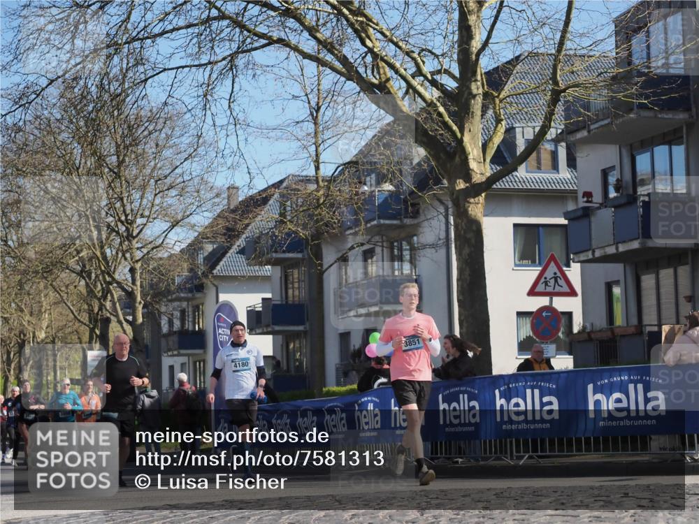 06.04.2025 - 44. Internationalen Wilhelmsburger Insellauf Luisa Fischer http://msf.ph/oto/7581313 06.04.2025 10:45:33 Ziel 4180, 3851 meine-sportfotos.de