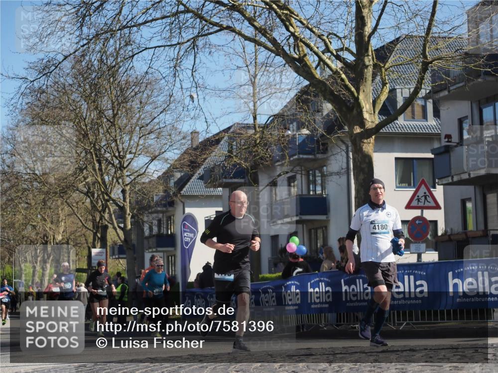 06.04.2025 - 44. Internationalen Wilhelmsburger Insellauf Luisa Fischer http://msf.ph/oto/7581396 06.04.2025 10:45:35 Ziel 4180 meine-sportfotos.de