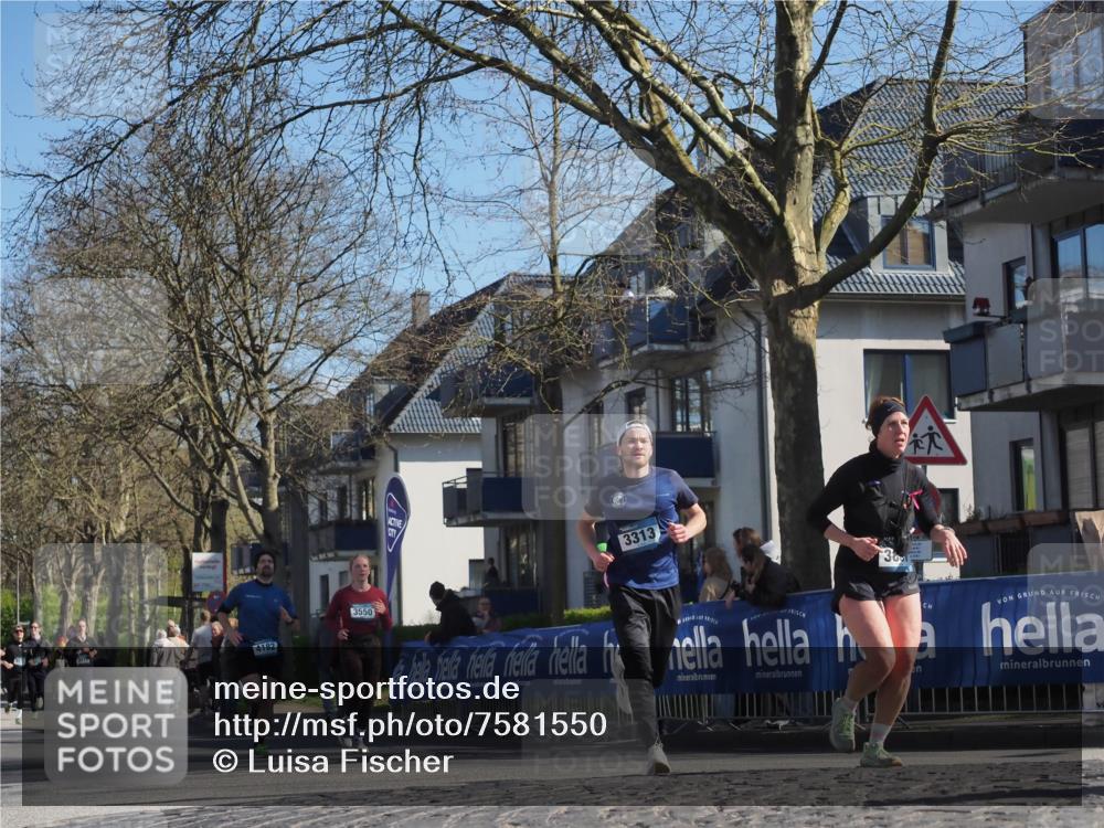 06.04.2025 - 44. Internationalen Wilhelmsburger Insellauf Luisa Fischer http://msf.ph/oto/7581550 06.04.2025 10:45:39 Ziel 4182, 3550, 3313, 36 meine-sportfotos.de