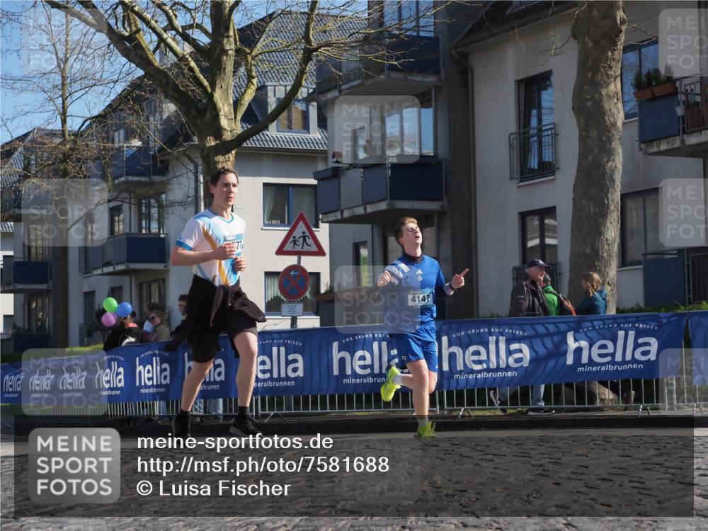 06.04.2025 - 44. Internationalen Wilhelmsburger Insellauf Luisa Fischer http://msf.ph/oto/7581688 06.04.2025 10:40:46 Ziel 4147 meine-sportfotos.de