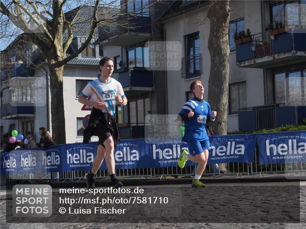06.04.2025 - 44. Internationalen Wilhelmsburger Insellauf Luisa Fischer http://msf.ph/oto/7581710 06.04.2025 10:40:46 Ziel 4577, 4147 meine-sportfotos.de