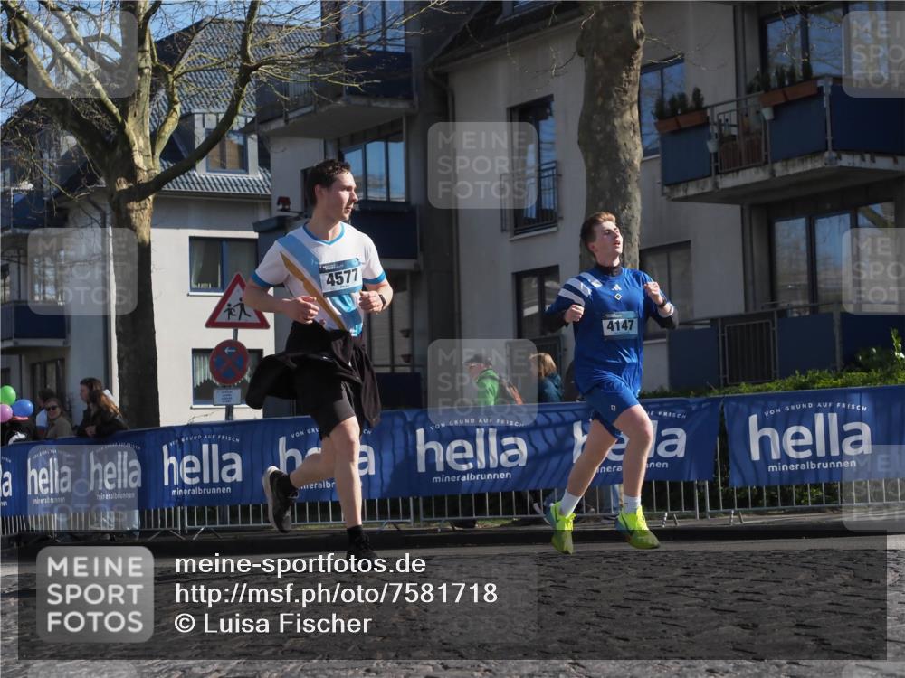 06.04.2025 - 44. Internationalen Wilhelmsburger Insellauf Luisa Fischer http://msf.ph/oto/7581718 06.04.2025 10:40:47 Ziel 4577, 4147 meine-sportfotos.de
