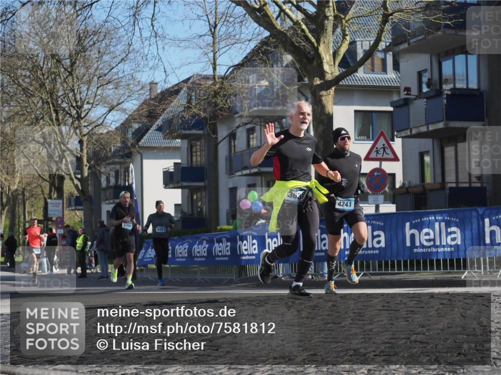 06.04.2025 - 44. Internationalen Wilhelmsburger Insellauf Luisa Fischer http://msf.ph/oto/7581812 06.04.2025 10:40:55 Ziel 3390, 4481, 363, 4241 meine-sportfotos.de