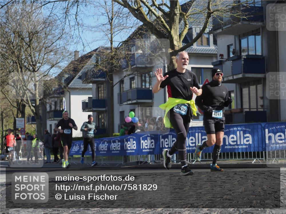 06.04.2025 - 44. Internationalen Wilhelmsburger Insellauf Luisa Fischer http://msf.ph/oto/7581829 06.04.2025 10:40:55 Ziel 3390, 3635, 4241 meine-sportfotos.de