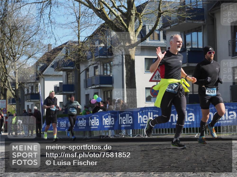 06.04.2025 - 44. Internationalen Wilhelmsburger Insellauf Luisa Fischer http://msf.ph/oto/7581852 06.04.2025 10:40:56 Ziel 590, 363, 4241, 4481 meine-sportfotos.de