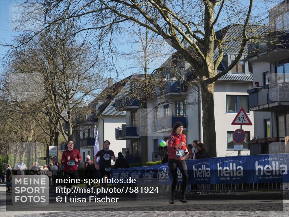 06.04.2025 - 44. Internationalen Wilhelmsburger Insellauf Luisa Fischer http://msf.ph/oto/7581924 06.04.2025 10:45:55 Ziel 4387, 3491, 4056, 3190 meine-sportfotos.de