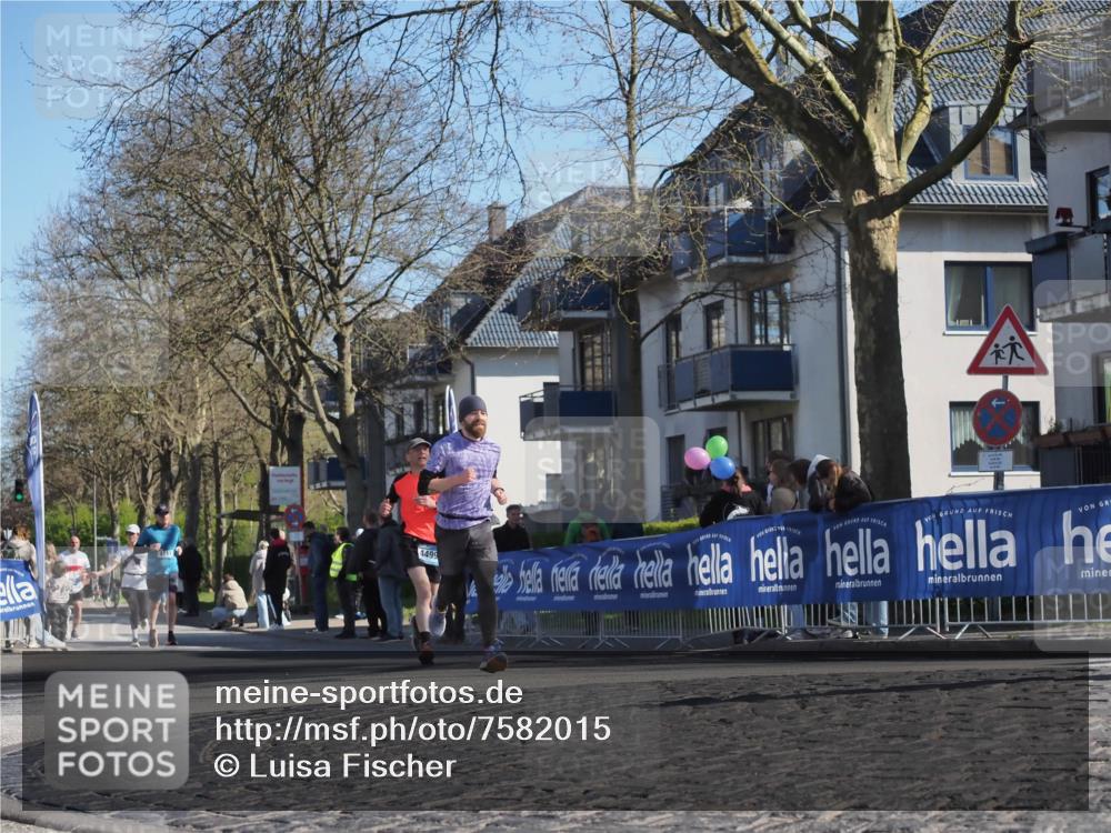 06.04.2025 - 44. Internationalen Wilhelmsburger Insellauf Luisa Fischer http://msf.ph/oto/7582015 06.04.2025 10:40:59 Ziel 4499 meine-sportfotos.de