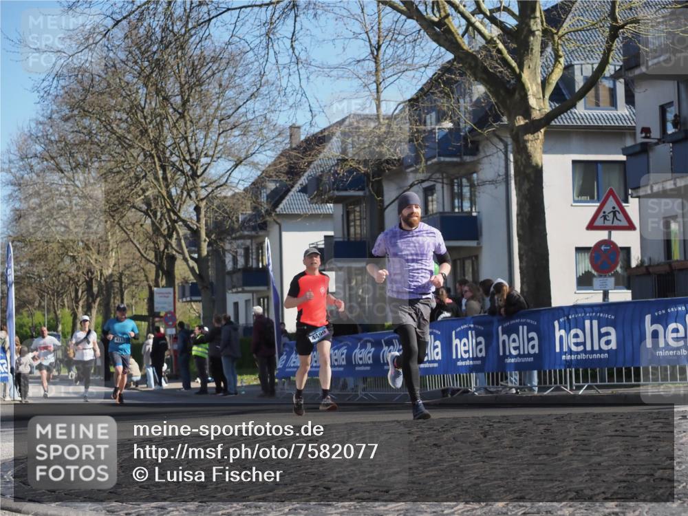 06.04.2025 - 44. Internationalen Wilhelmsburger Insellauf Luisa Fischer http://msf.ph/oto/7582077 06.04.2025 10:41:00 Ziel 4111, 4499 meine-sportfotos.de