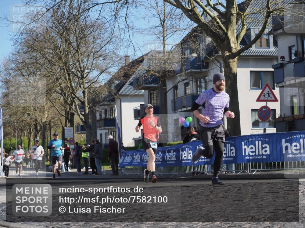 06.04.2025 - 44. Internationalen Wilhelmsburger Insellauf Luisa Fischer http://msf.ph/oto/7582100 06.04.2025 10:41:00 Ziel 4111, 1499 meine-sportfotos.de