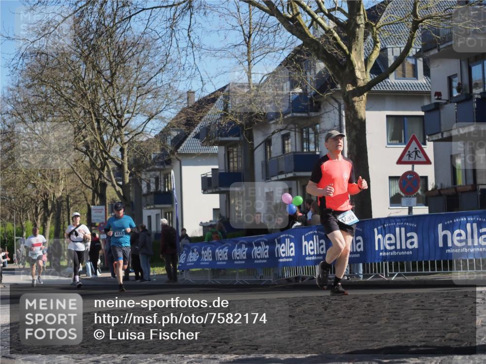 06.04.2025 - 44. Internationalen Wilhelmsburger Insellauf Luisa Fischer http://msf.ph/oto/7582174 06.04.2025 10:41:01 Ziel 44, 99, 4111 meine-sportfotos.de