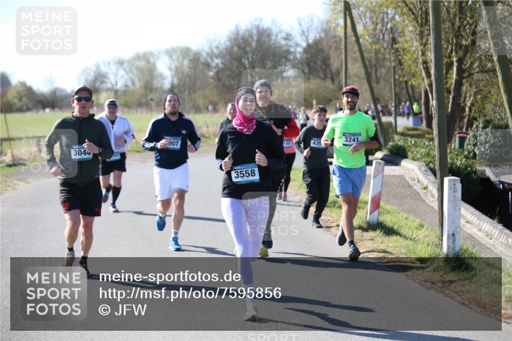 06.04.2025 - 44. Internationalen Wilhelmsburger Insellauf Jannik Wohlers http://msf.ph/oto/7595856 06.04.2025 10:34:34 Laufen 907, 3044, 3558, 145, 439, 3241 meine-sportfotos.de