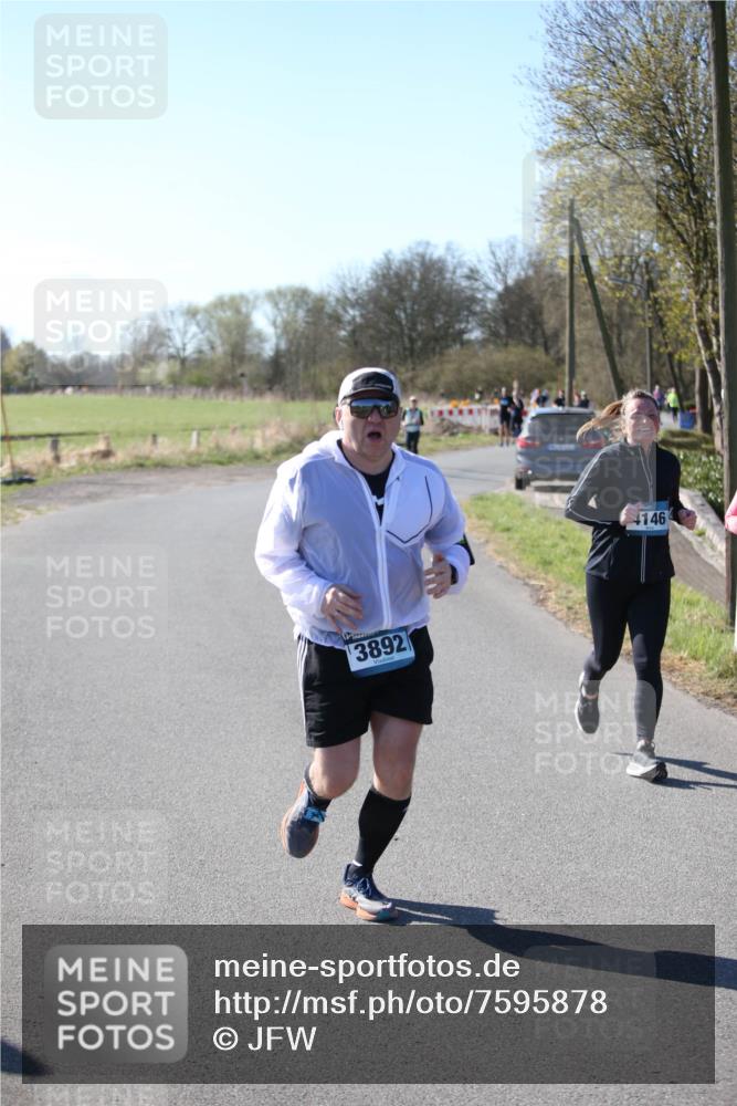 06.04.2025 - 44. Internationalen Wilhelmsburger Insellauf Jannik Wohlers http://msf.ph/oto/7595878 06.04.2025 10:34:39 Laufen 3892, 4146 meine-sportfotos.de