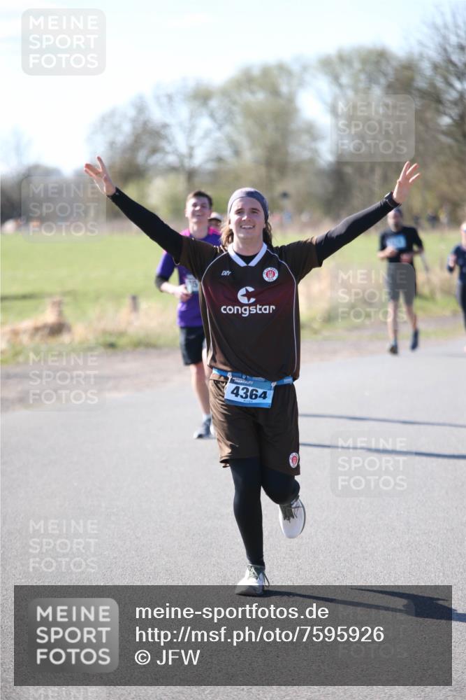 06.04.2025 - 44. Internationalen Wilhelmsburger Insellauf Jannik Wohlers http://msf.ph/oto/7595926 06.04.2025 10:34:47 Laufen 4364 meine-sportfotos.de