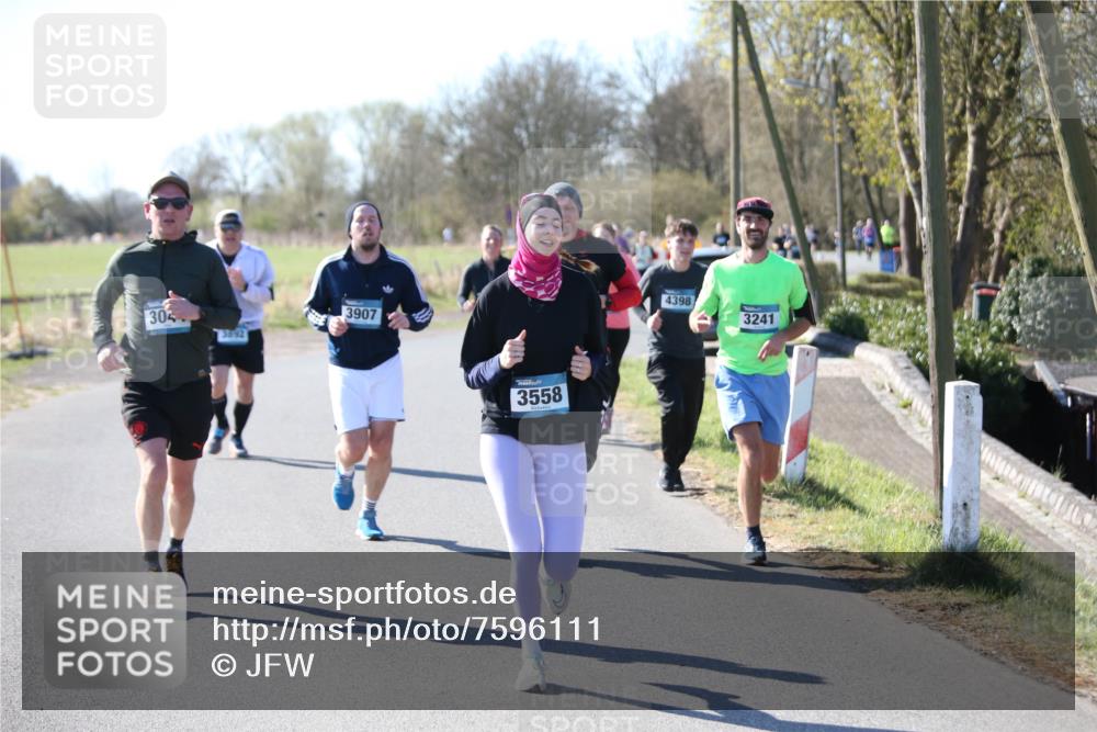 06.04.2025 - 44. Internationalen Wilhelmsburger Insellauf Jannik Wohlers http://msf.ph/oto/7596111 06.04.2025 10:34:34 Laufen 304, 3892, 3907, 3558, 4398, 3241 meine-sportfotos.de