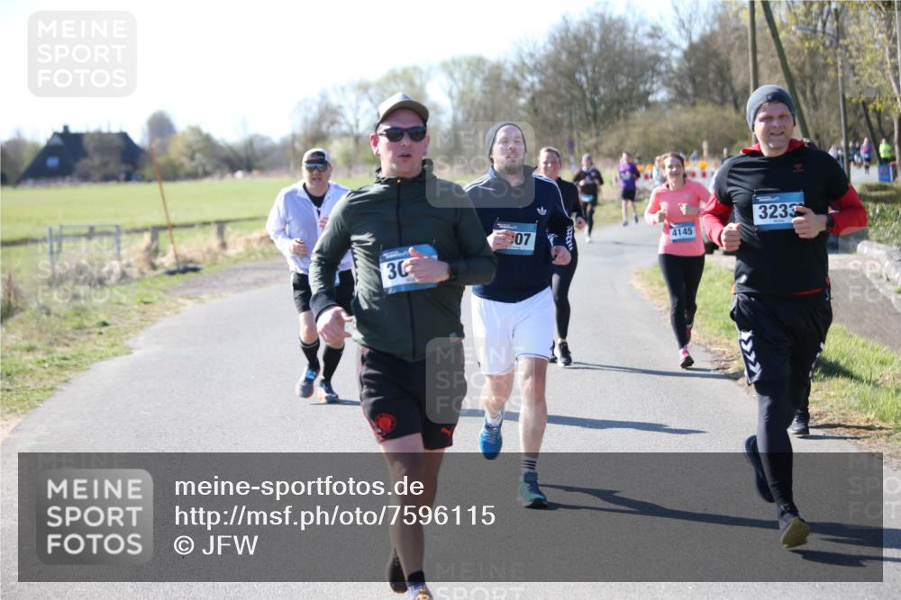 06.04.2025 - 44. Internationalen Wilhelmsburger Insellauf Jannik Wohlers http://msf.ph/oto/7596115 06.04.2025 10:34:36 Laufen 30, 07, 3233, 4145 meine-sportfotos.de