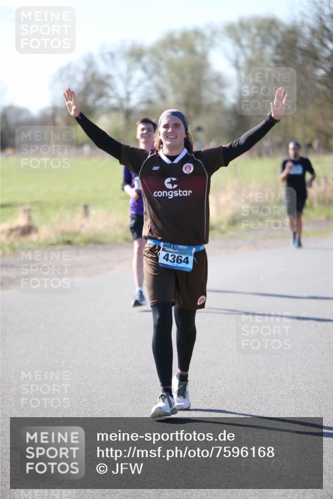 06.04.2025 - 44. Internationalen Wilhelmsburger Insellauf Jannik Wohlers http://msf.ph/oto/7596168 06.04.2025 10:34:47 Laufen 4364 meine-sportfotos.de