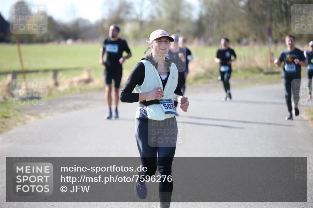 06.04.2025 - 44. Internationalen Wilhelmsburger Insellauf Jannik Wohlers http://msf.ph/oto/7596276 06.04.2025 10:34:53 Laufen 507 meine-sportfotos.de