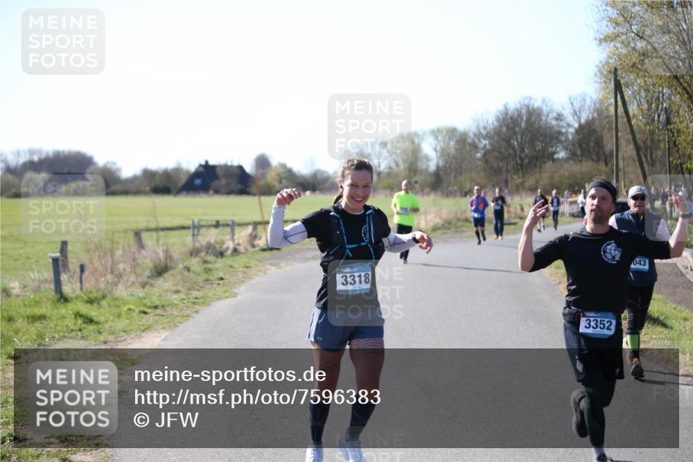 06.04.2025 - 44. Internationalen Wilhelmsburger Insellauf Jannik Wohlers http://msf.ph/oto/7596383 06.04.2025 10:35:03 Laufen 3318, 3352, 043 meine-sportfotos.de