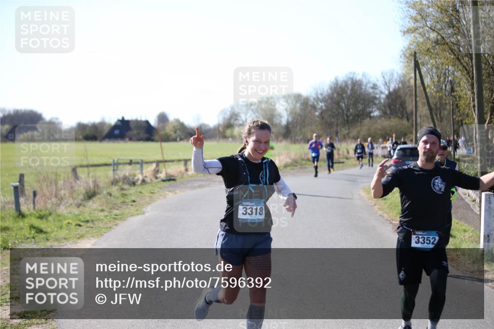 06.04.2025 - 44. Internationalen Wilhelmsburger Insellauf Jannik Wohlers http://msf.ph/oto/7596392 06.04.2025 10:35:04 Laufen 3318, 3352 meine-sportfotos.de