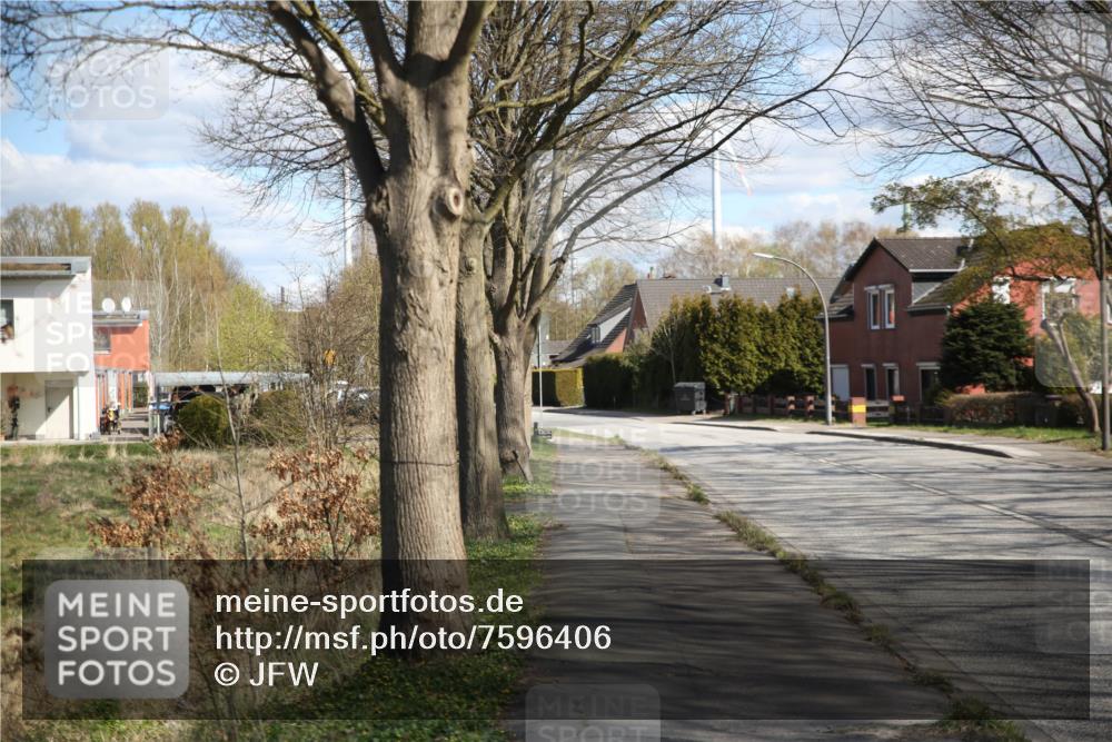06.04.2025 - 44. Internationalen Wilhelmsburger Insellauf Jannik Wohlers http://msf.ph/oto/7596406 06.04.2025 10:45:11 Laufen  meine-sportfotos.de