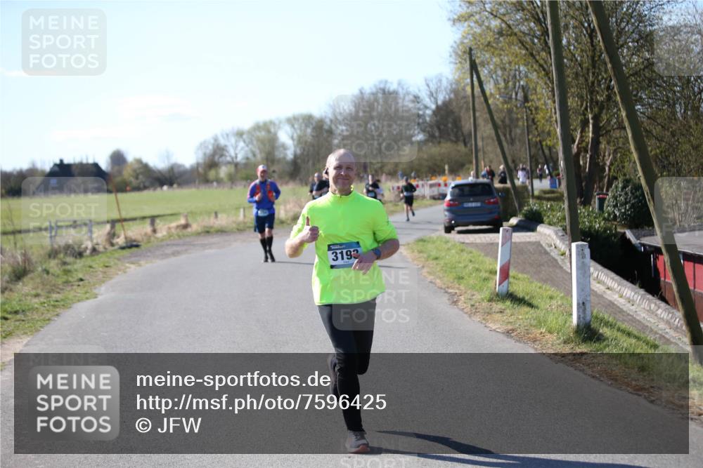 06.04.2025 - 44. Internationalen Wilhelmsburger Insellauf Jannik Wohlers http://msf.ph/oto/7596425 06.04.2025 10:35:09 Laufen 3193 meine-sportfotos.de