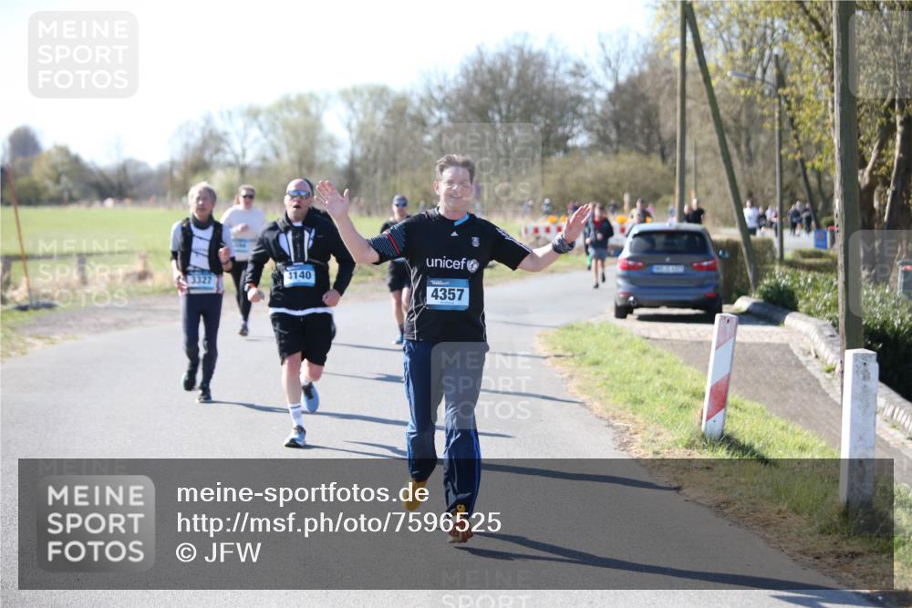06.04.2025 - 44. Internationalen Wilhelmsburger Insellauf Jannik Wohlers http://msf.ph/oto/7596525 06.04.2025 10:35:17 Laufen 3327, 4140, 4357 meine-sportfotos.de