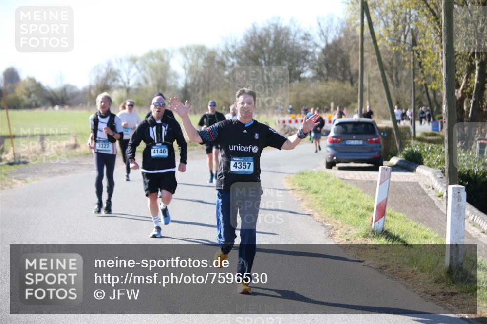 06.04.2025 - 44. Internationalen Wilhelmsburger Insellauf Jannik Wohlers http://msf.ph/oto/7596530 06.04.2025 10:35:17 Laufen 3327, 4140, 4357 meine-sportfotos.de