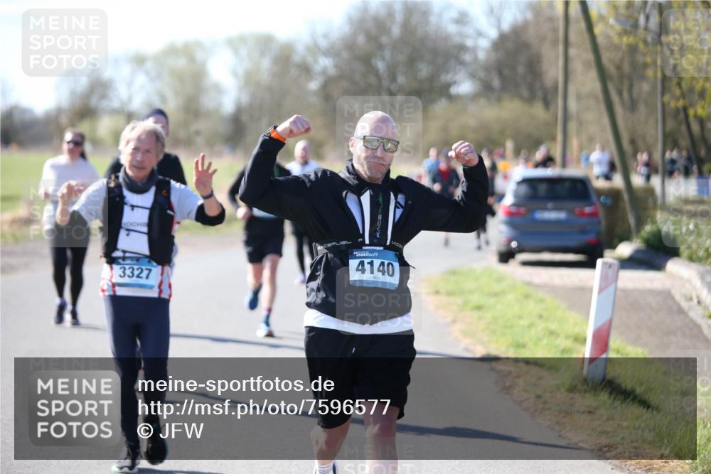 06.04.2025 - 44. Internationalen Wilhelmsburger Insellauf Jannik Wohlers http://msf.ph/oto/7596577 06.04.2025 10:35:20 Laufen 3327, 4140 meine-sportfotos.de
