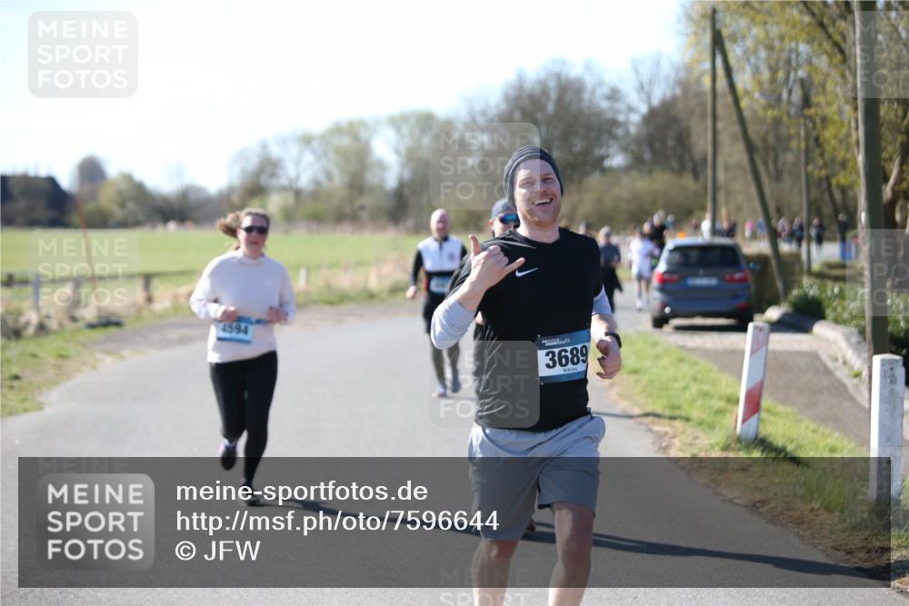 06.04.2025 - 44. Internationalen Wilhelmsburger Insellauf Jannik Wohlers http://msf.ph/oto/7596644 06.04.2025 10:35:22 Laufen 4594, 3689 meine-sportfotos.de