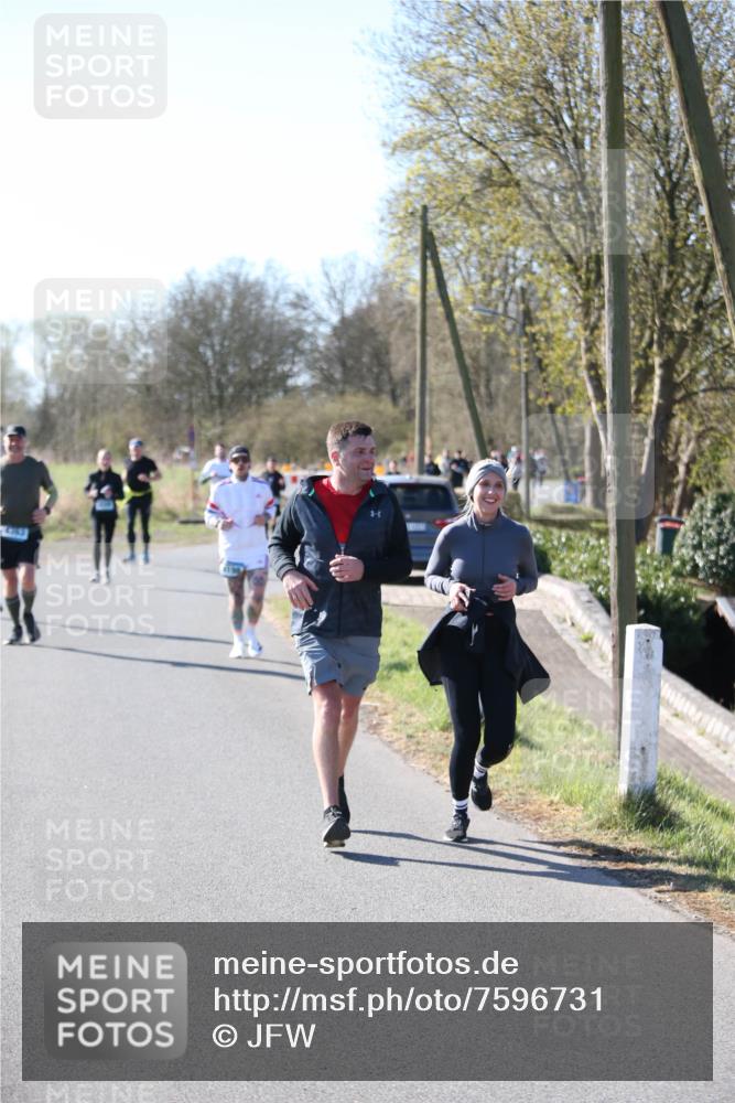 06.04.2025 - 44. Internationalen Wilhelmsburger Insellauf Jannik Wohlers http://msf.ph/oto/7596731 06.04.2025 10:35:32 Laufen 4663 meine-sportfotos.de
