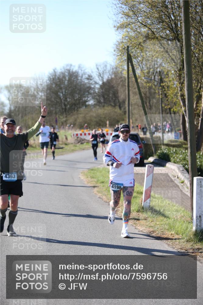 06.04.2025 - 44. Internationalen Wilhelmsburger Insellauf Jannik Wohlers http://msf.ph/oto/7596756 06.04.2025 10:35:35 Laufen 4363, 4198 meine-sportfotos.de
